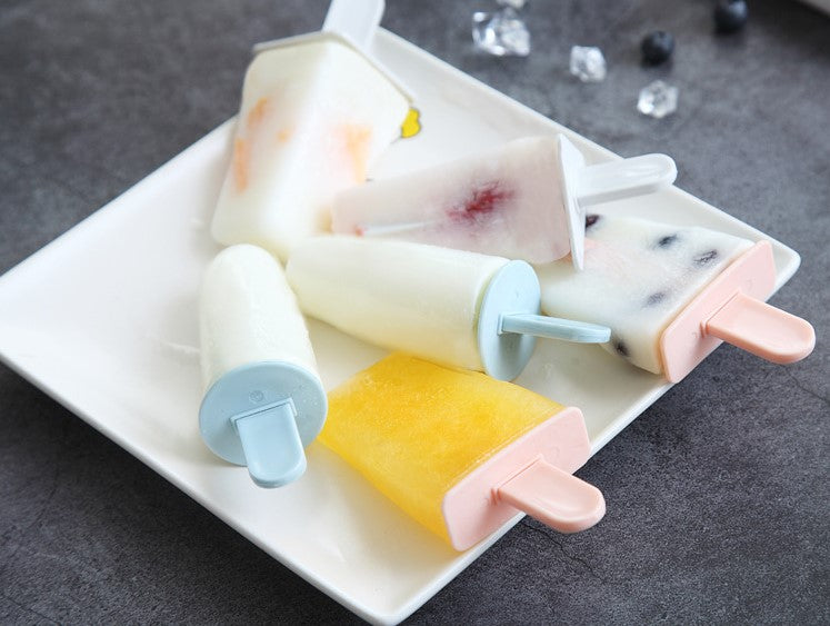 علبة أعواد آيس كريم 4 في 1 مع أعواد بلاستيكية فاخرة