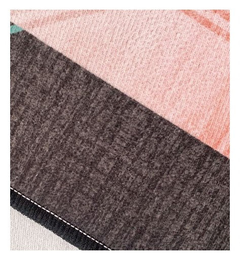 سجادة بتصميم مطبوع ثلاثي الأبعاد مع جانب خلفي مُضاد للإنزلاق بحُبيبات PVC – كواليتي الألوان زاهية وواضحة بتظهر كل تفاصيل السجادة180*250 (شكل: لوح خشبي لوتس)