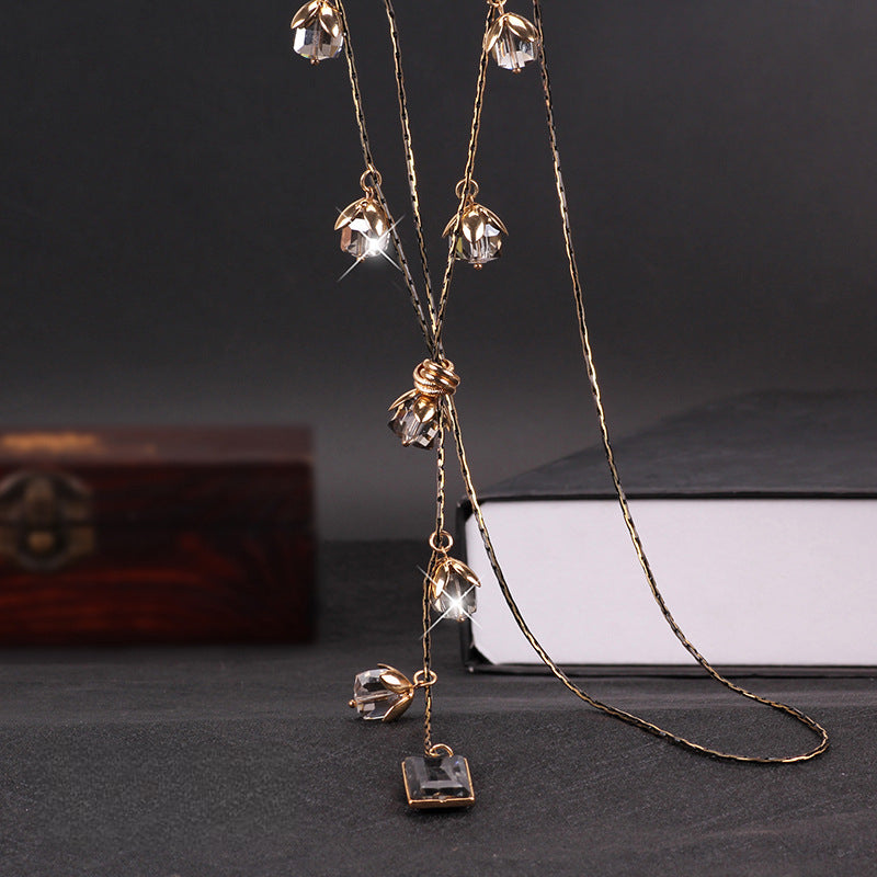 سلسلة على شكل ورقة شجر مع شراشيب كريستالية ، مصنوعة من ستيل التيتانيوم ، قلادة طويلة