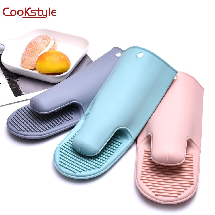 قفازات سيليكون غير قابلة للإنزلاق للفرن والميكروويف من Cook style