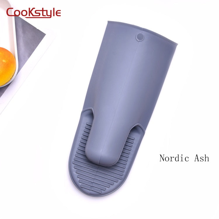 قفازات سيليكون غير قابلة للإنزلاق للفرن والميكروويف من Cook style