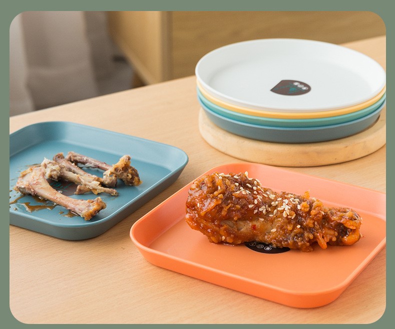 مجموعة أطباق مربعة للوجبات الخفيفة مكون من 8 قطع، مع حامل للأطباق