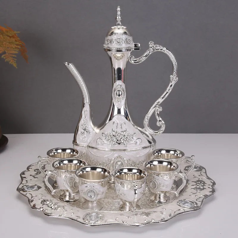 طقم فناجين قهوة معدنية ذهبية فاخرة مكون من 8 قطع