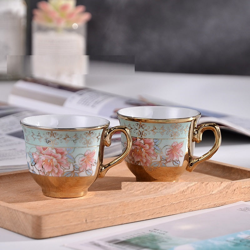 طقم شاي من البورسلين عالى الجودة، مطلى على الطراز الأوروبي مكون من كوبين و إبريق