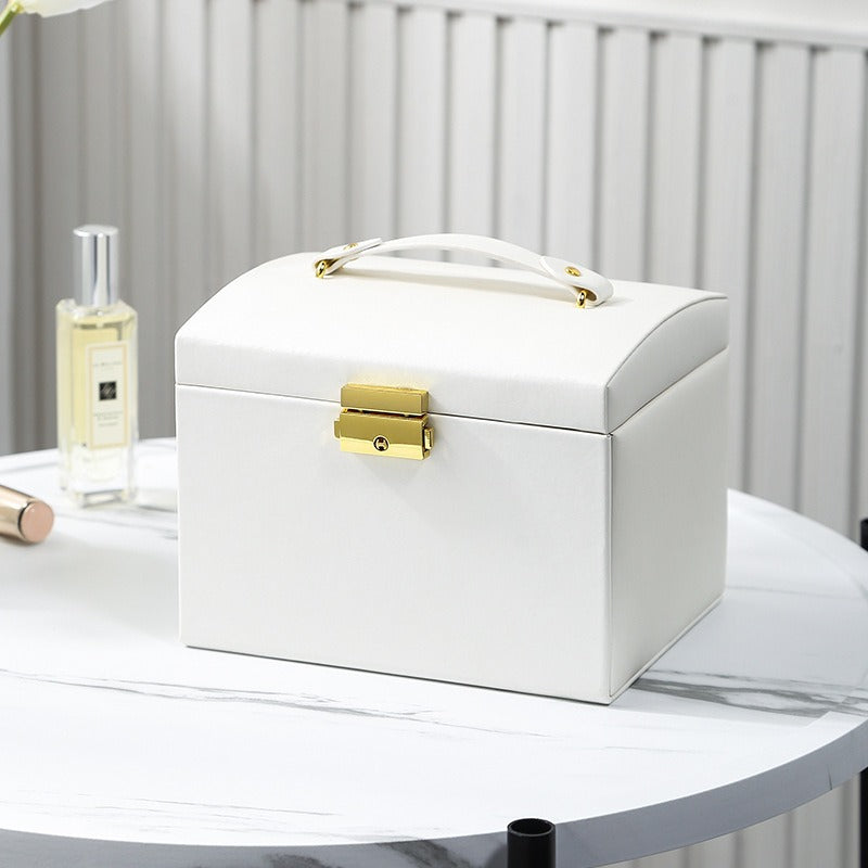 صندوق منظم للمجوهرات باللون الابيض بتصميم راقى