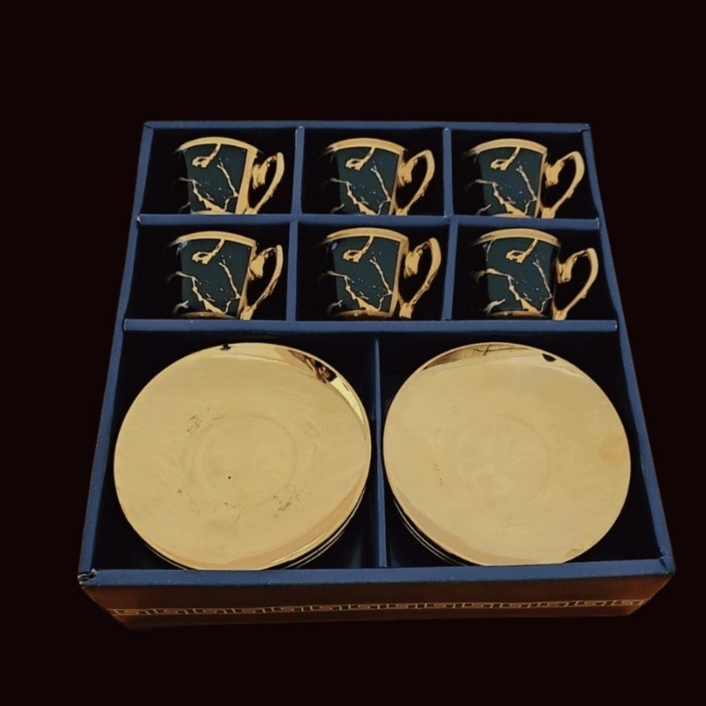 طقم فناجين قهوة تركي من السيراميك عالى الجودة، يتكون من 12 قطعة، مع أطباق باللون الذهبي