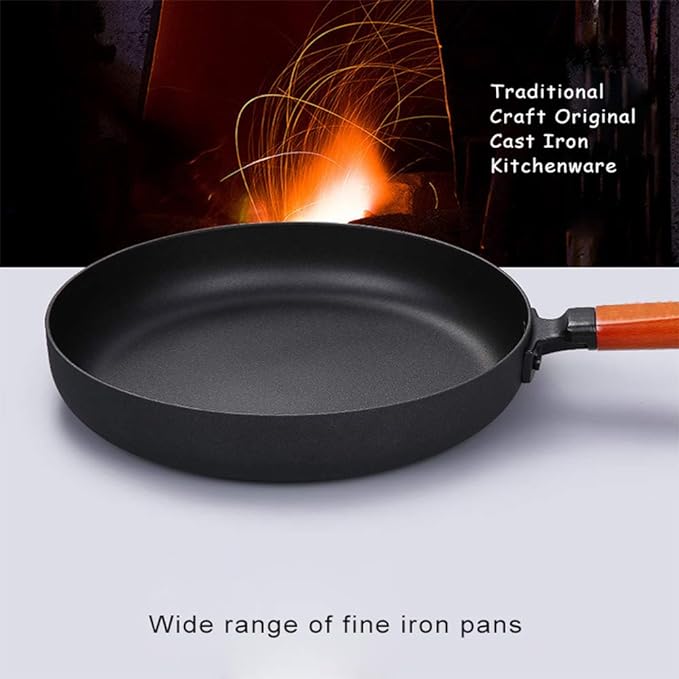 مقلاة غير لاصقة مصنوعة من الحديد الزهر الناعم  الغير قابل للصدأ مع مقبض خشبى عالى الجودة