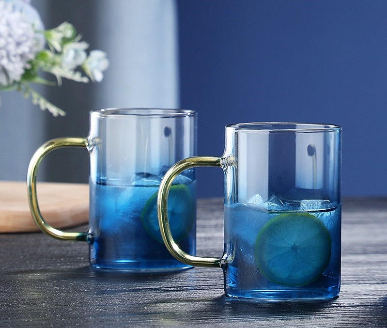 إبريق ماء زجاجي إبريق مع  4 أكواب للإستخدام المنزلي مع حامل اكواب و صينية تقديم ،إبريق شاي سخن وبارد، إبريق ماء زجاجي مع مقبض.