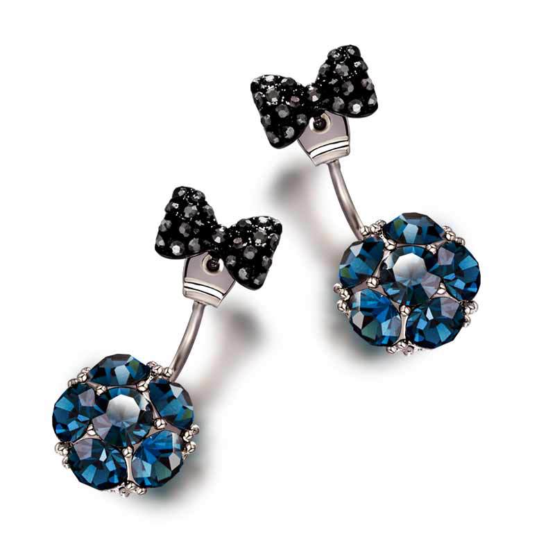 حلق بتصميم على شكل فيونكة مزدوجة من حجر الراين