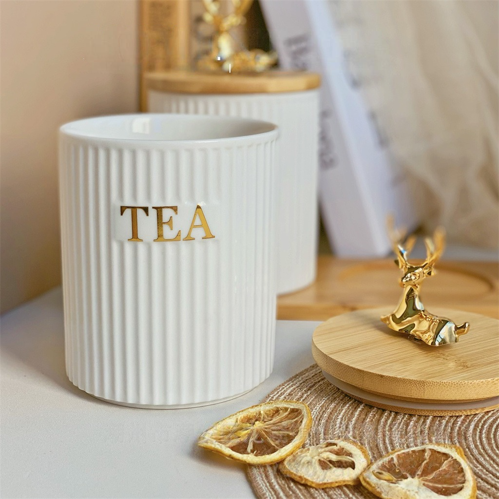 مجموعة من 3 علب سيراميك لتخزين السكر والقهوة والشاي، مجموعات حاويات تخزين فاخرة مع أغطية وأواني تخزين مزخرفة سيراميك بأغطية خيزران الغزال لطاولة المطبخ