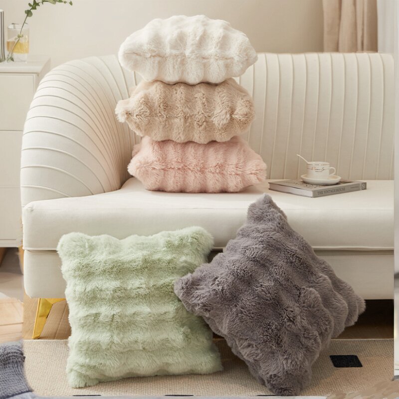 كوشن من الفرو الصناعي الناعم المنفوش، كوشن من القطيفة لتزيين غرفة النوم 43*43 سم مع الحشو الفيبر