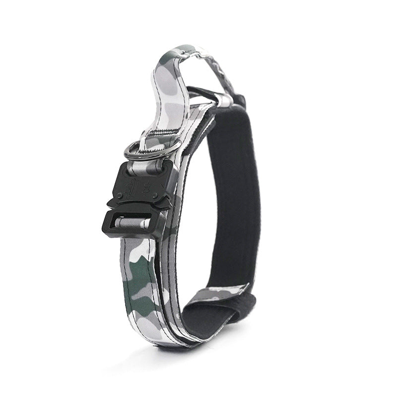 طوق الكلاب مثالي للتدريب والصيادين، طوق الكلاب التكتيكي المقاوم للماء والمتين بتصميم عاكس، طوق الكلاب العريض القابل للتعديل والمريح من النايلون للكلاب الصغيرة والمتوسطة والكبيرة