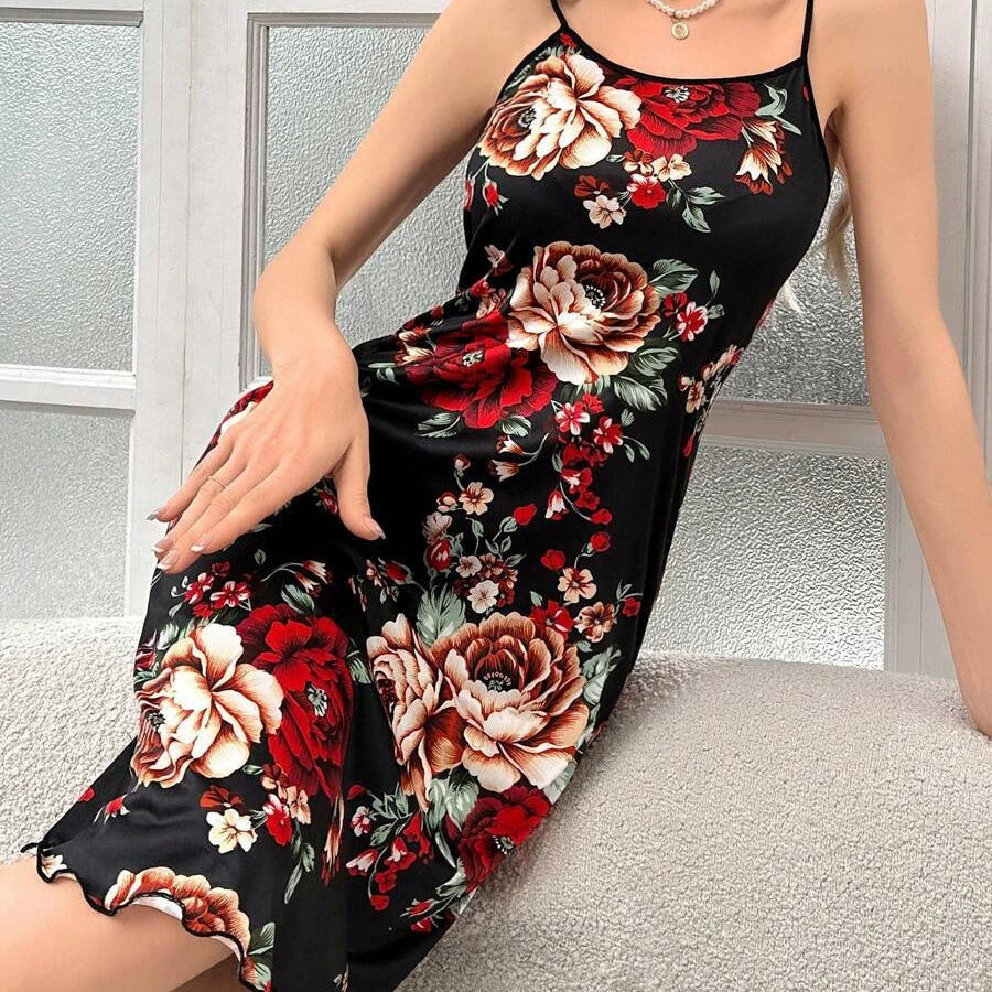 قميص نوم مريح بطبعة وردة  للنساء