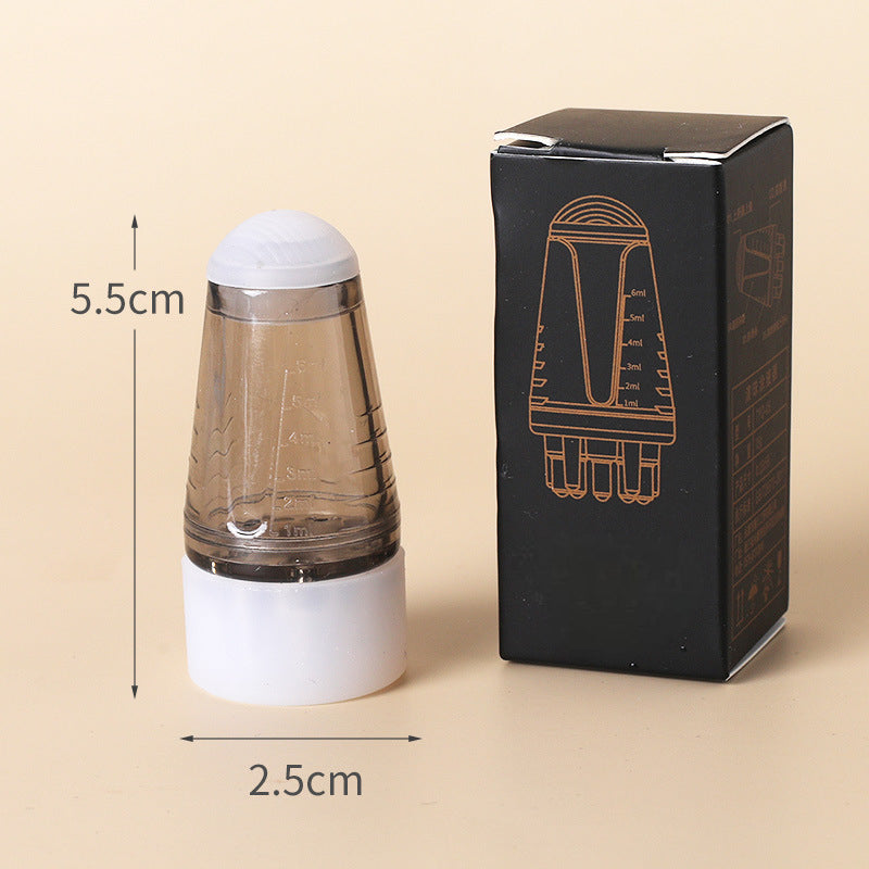 أداة توزيع زيت فروة الرأس بنمط فرشاة شفافة بمقياس متدرج لنمو الشعر وللعناية بفروة الرأس الحساسة مع تصريف السوائل