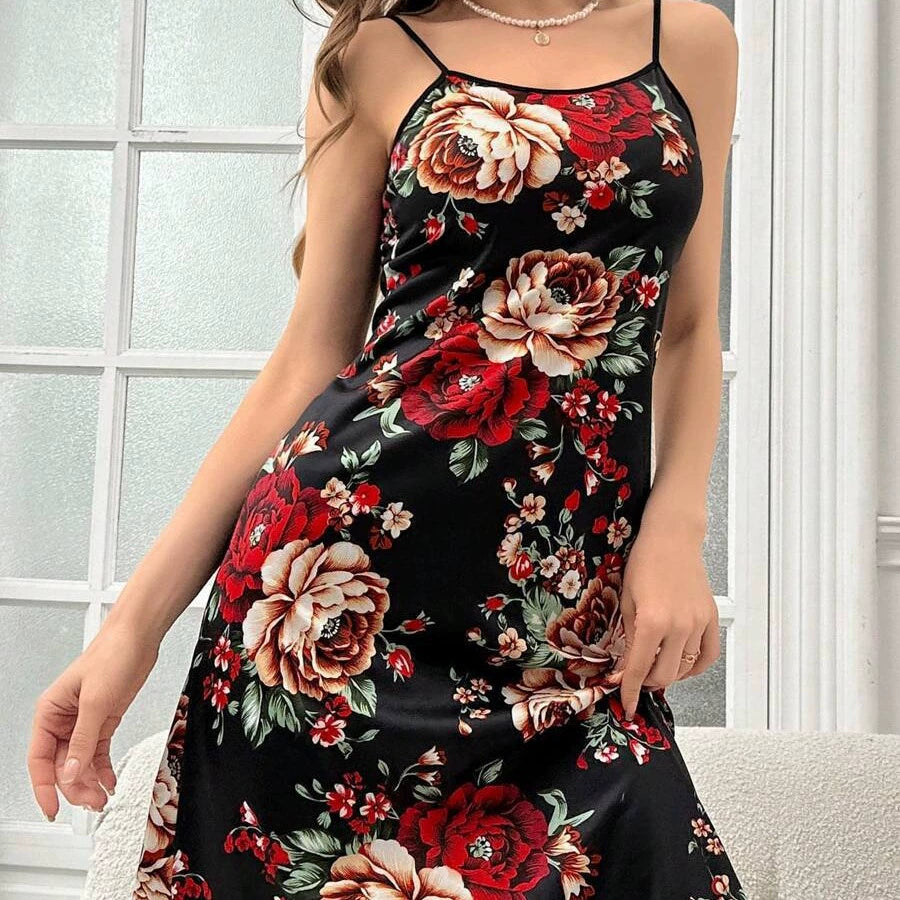 قميص نوم مريح بطبعة وردة  للنساء