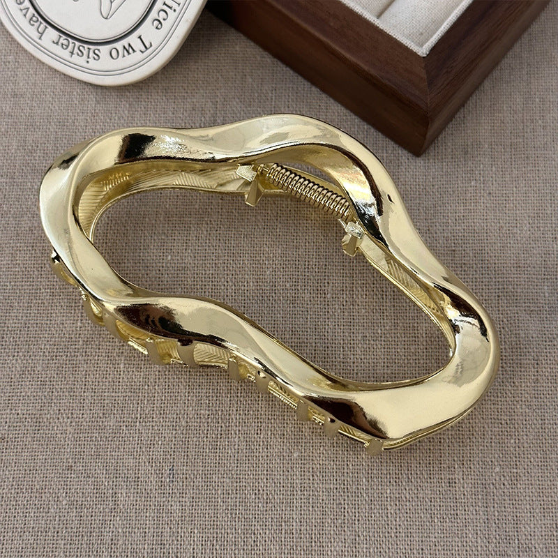 مشابك شعر معدنية غير منتظمة على شكل هندسي مجوف توكة شعر على شكل مخالب مموجة توكة شعر على شكل مخالب غير قابلة للإنزلاق للشعر السميك والرفيع إكسسوارات شعر عصرية للنساء والفتيات