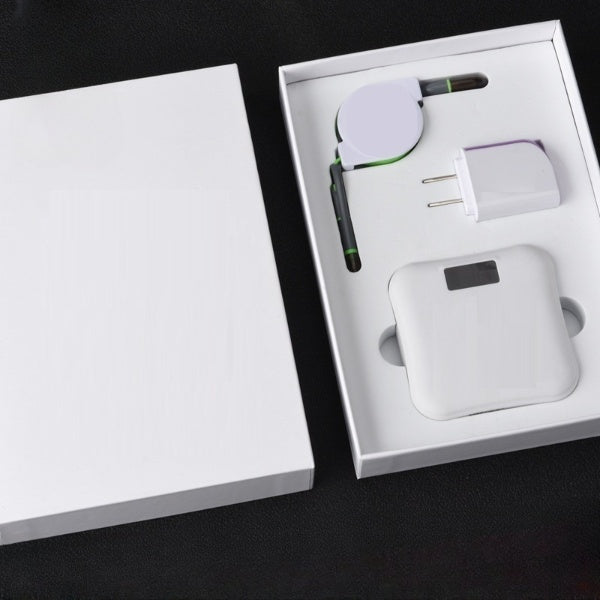 بوكس هدية يحتوى على شاحن + باور بانك 10000 مللى امبير + كابل 3 فى 1