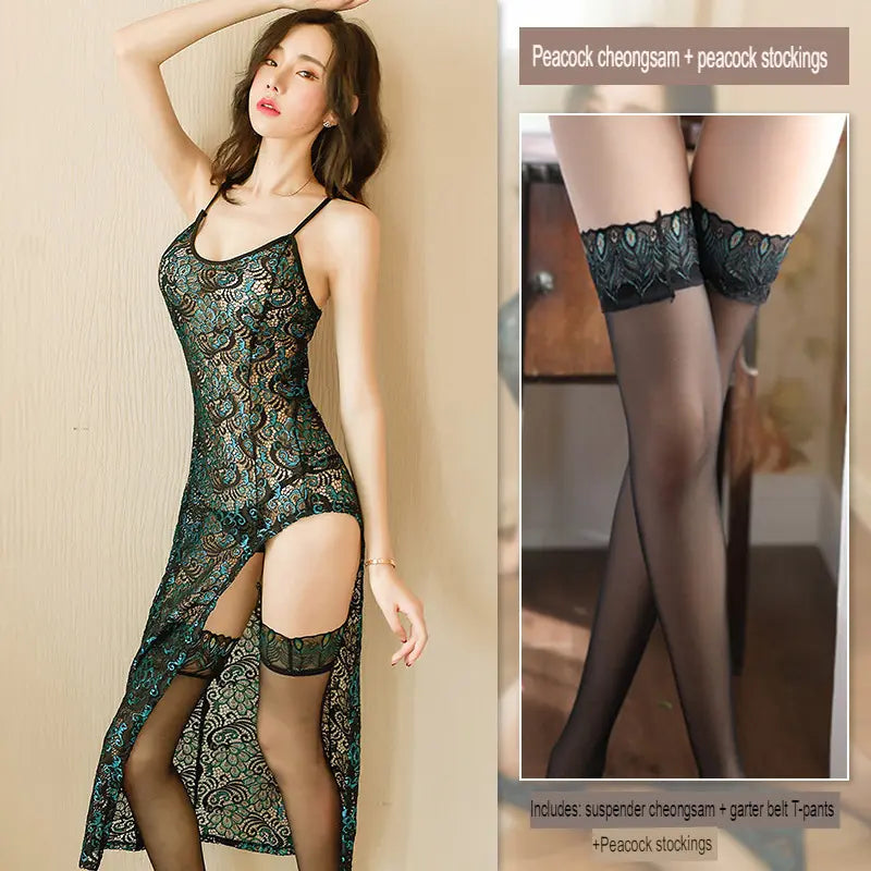 قميص نوم نسائي مطرز بريش الطاووس الجميل مع جوارب داخلية