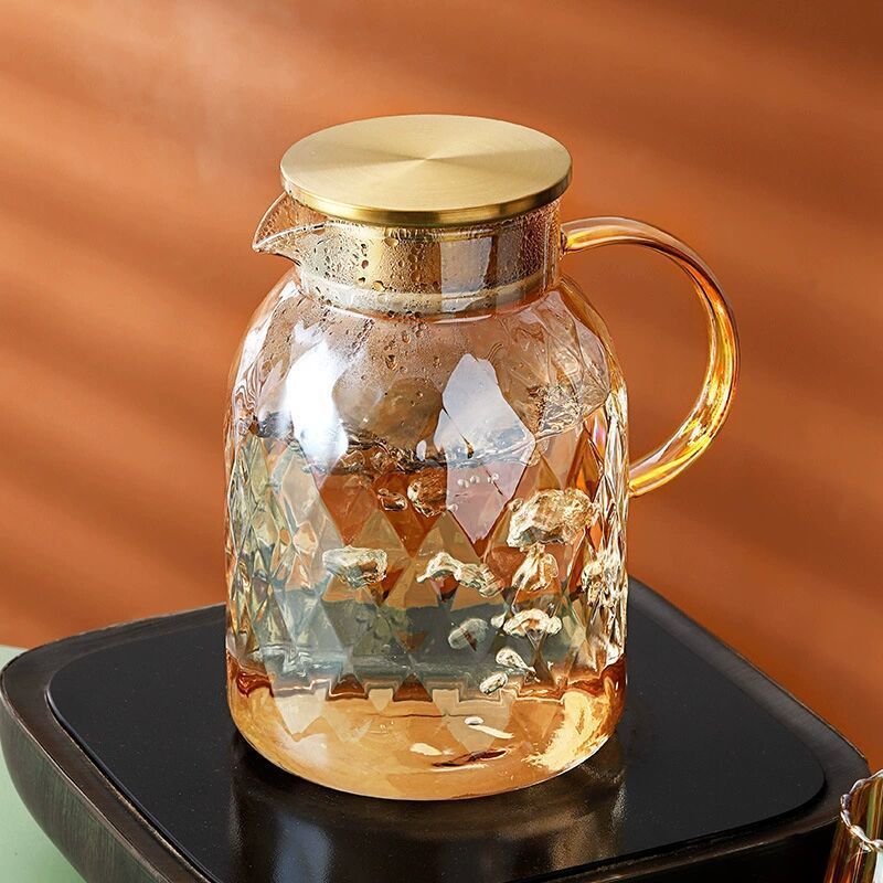 إبريق زجاجي ذو ملمس ألماسي فاخر سعة 1800 مل مع (أربعة أكواب وصينية وحامل أكواب)