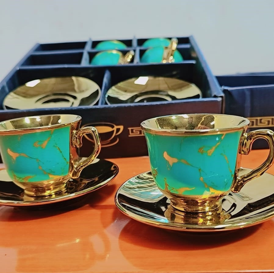 طقم فناجين قهوة تركي من السيراميك عالى الجودة، يتكون من 12 قطعة، مع أطباق باللون الذهبي